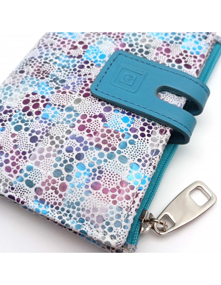 Monedero Billetera en Piel Para Mujer con cremallera,  Tamaño Mediano, PEZRAYA celeste estampado