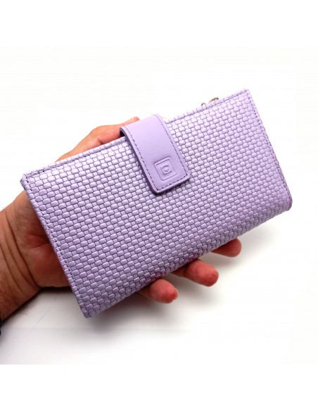 Monedero billetero de piel para mujer grande NEXUS lila parte externa.
